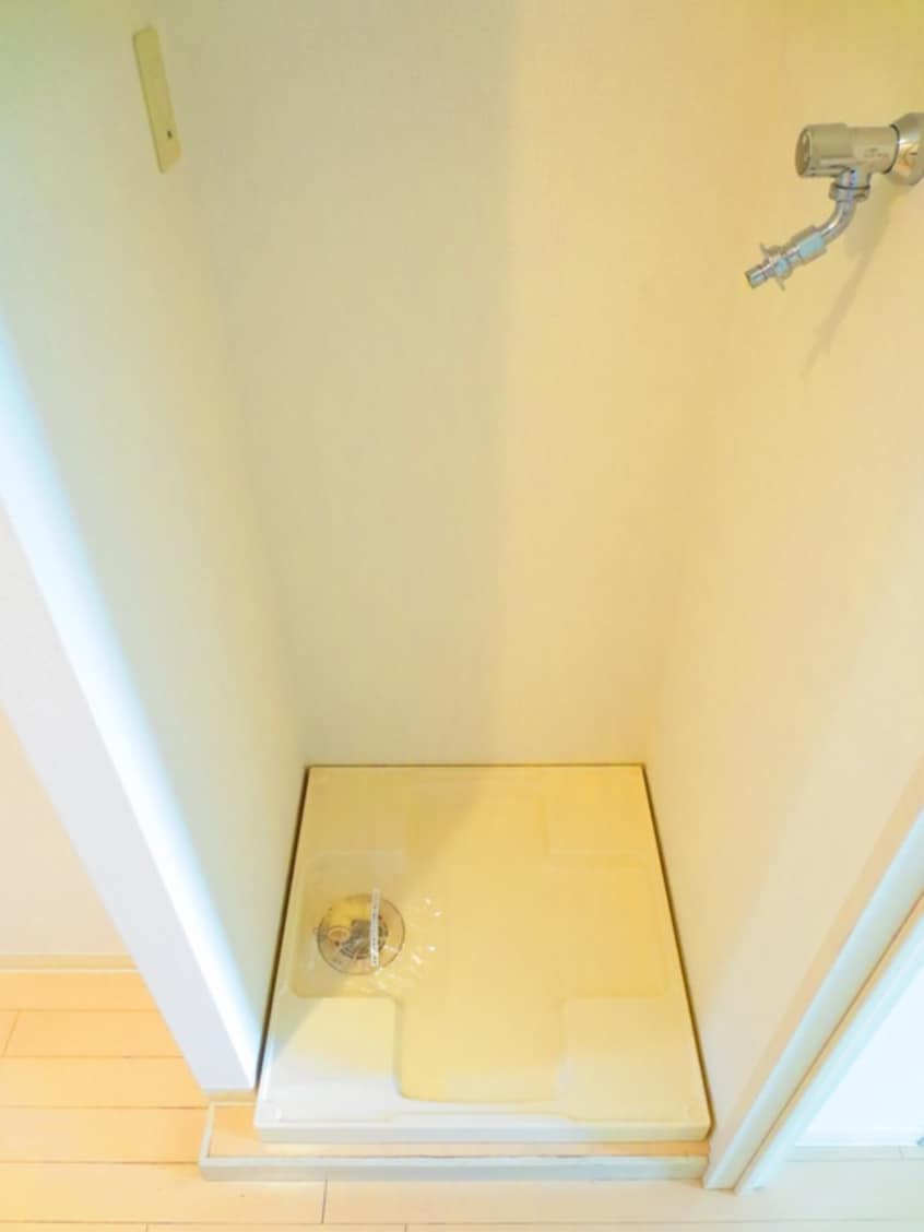 洗濯機置場 レジディア三越前