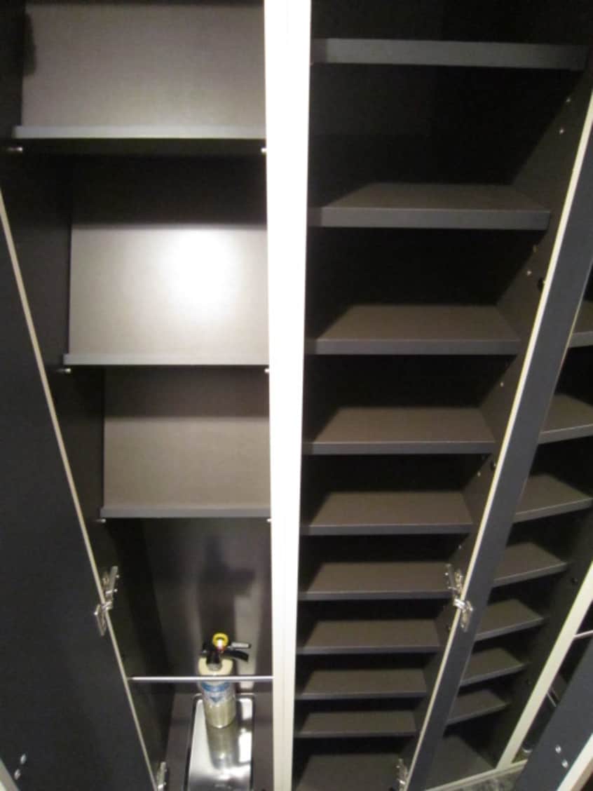 靴箱 レジディア三越前