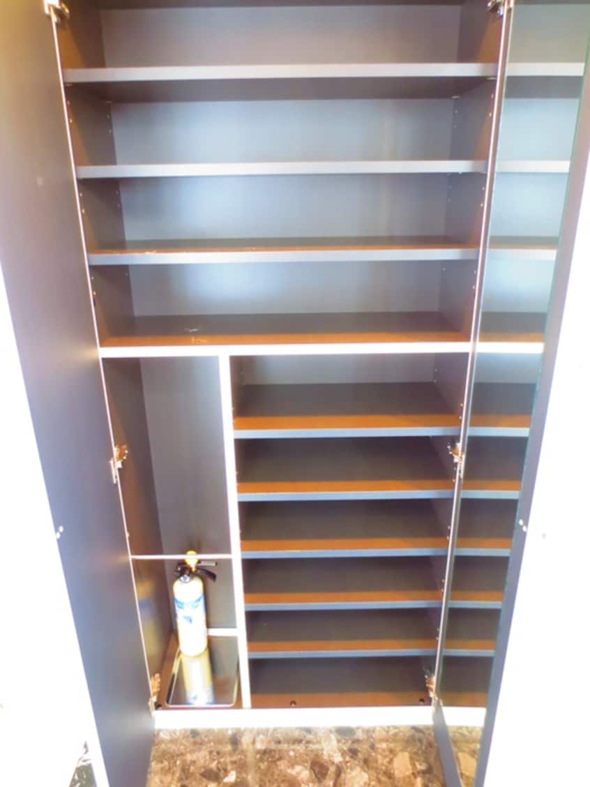 靴箱 レジディア三越前