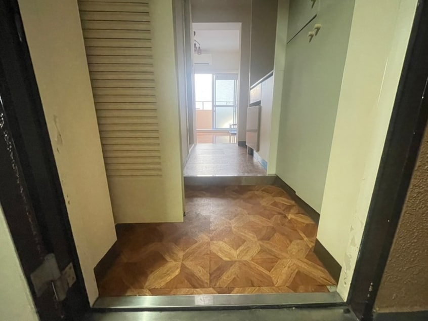 玄関 ﾎ-ﾕｳｺﾝﾌｫﾙﾄ白楽A棟(217）