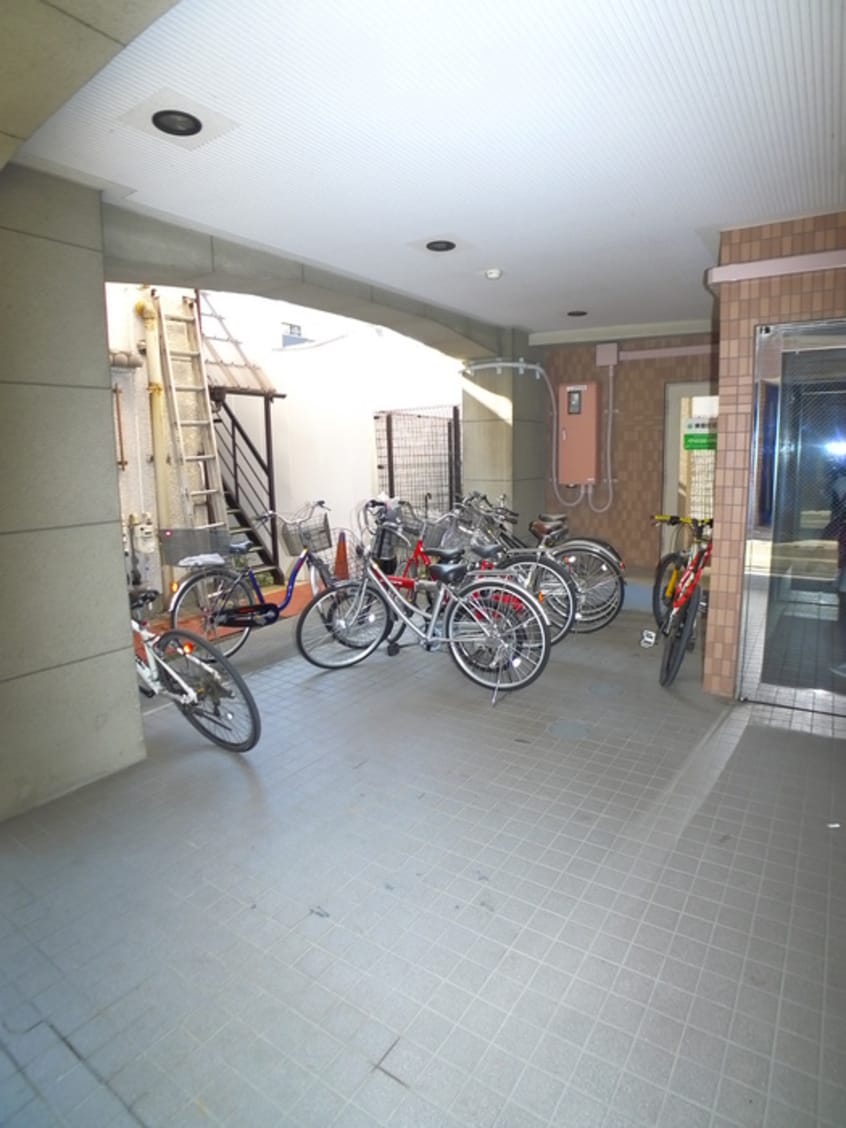 エントランス部分 ＭＹハイツ本郷