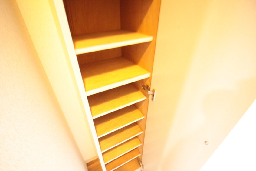 靴箱 メゾンT＆M