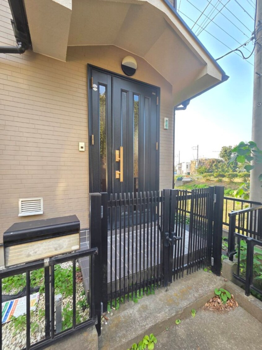 エントランス部分 磯部貸家