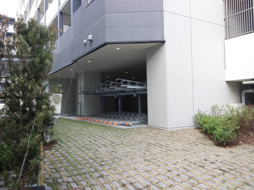 駐輪場 フレンシア菊川