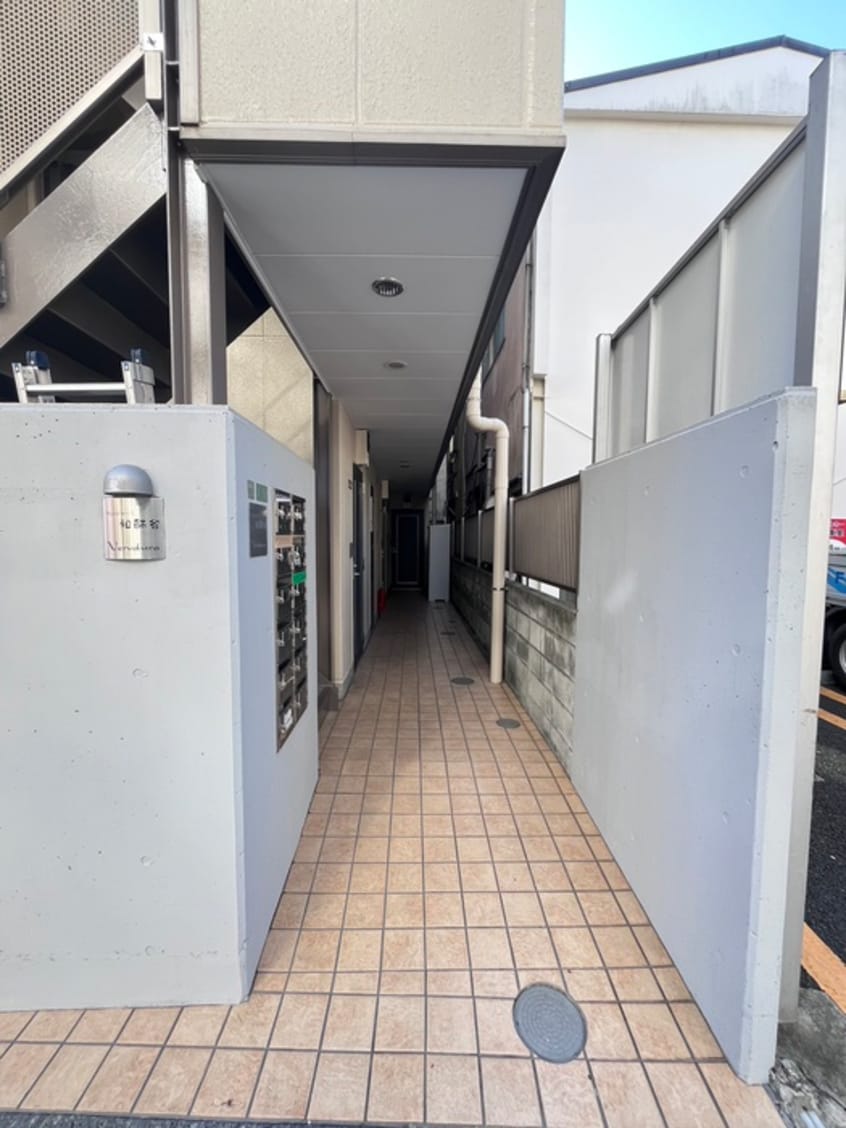 エントランス部分 ベルドゥ－ラ祖師谷