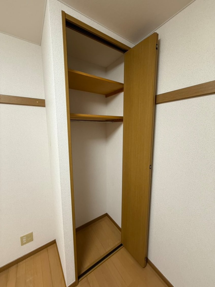 収納 ベルドゥ－ラ祖師谷