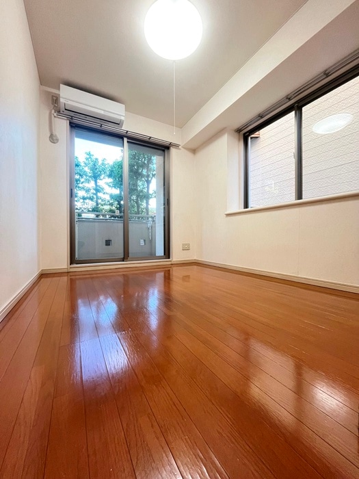 居室 ＦＲＯＮＴＲＹ