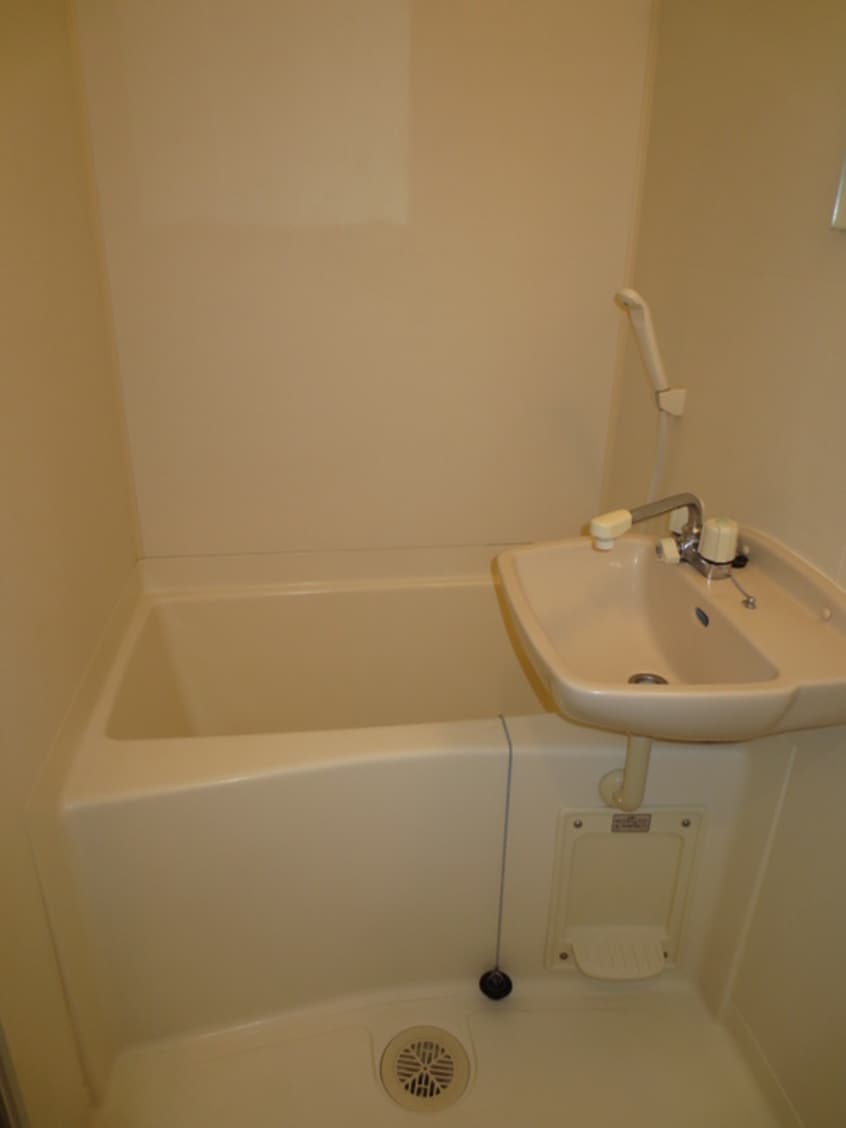 バス／シャワールーム等 ＦＲＯＮＴＲＹ