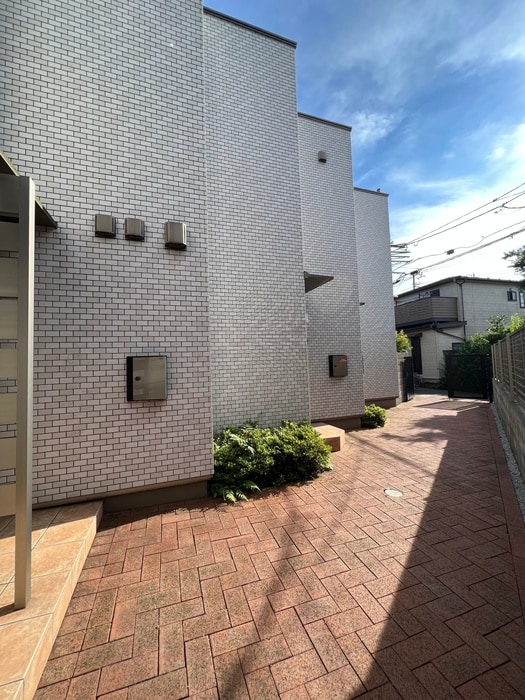 エントランス部分 ソレイユ吉祥寺