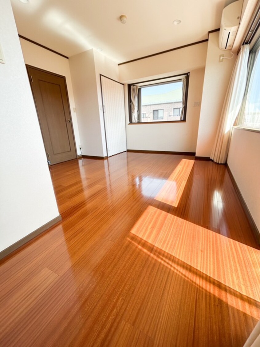 居室 グランステージ本牧（５０１）