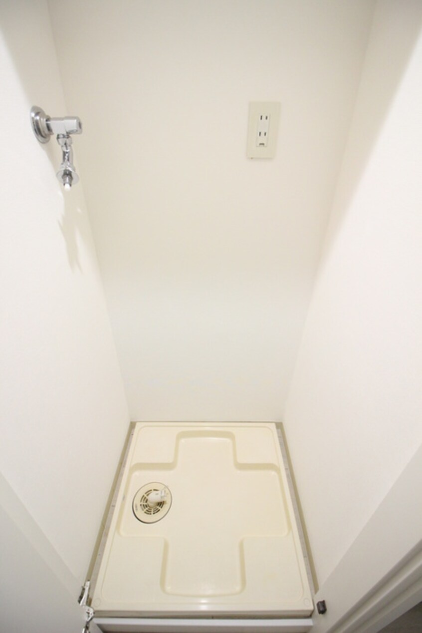 洗濯機置場 ドゥ－エ学芸大学