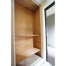 収納 フレンドポート南町田（３１０）