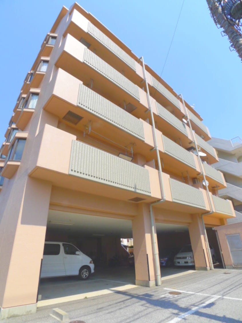 外観写真 ブルジョン７