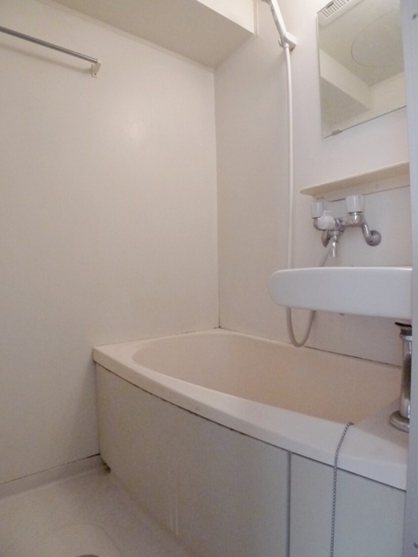 バス／シャワールーム等 サン．ハイツ