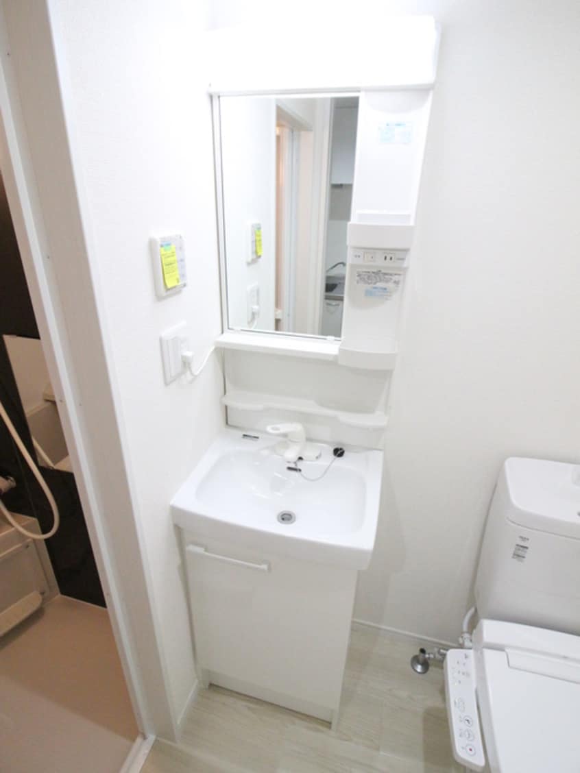 洗面 Ｒａｆｆｉｎａ　Ｗａｒａｂｉ