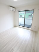 室内からの展望 Ｒａｆｆｉｎａ　Ｗａｒａｂｉ