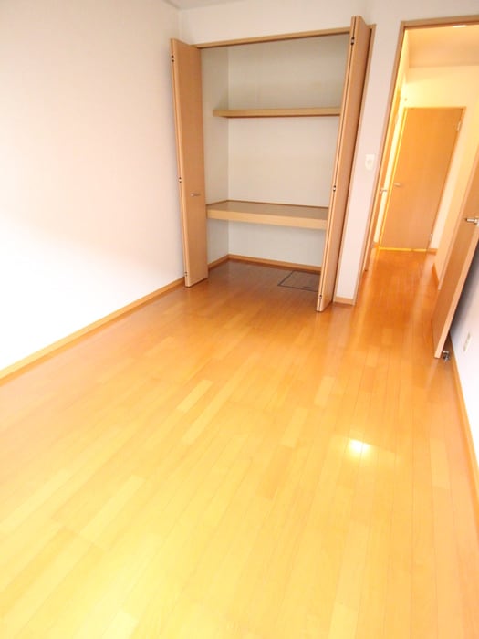 居室 フロ－ラＭⅠ