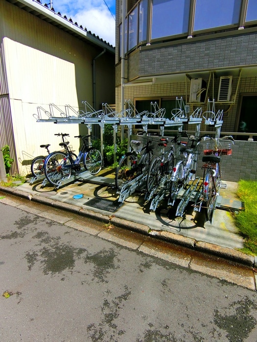 駐輪場 ヒルズ東町