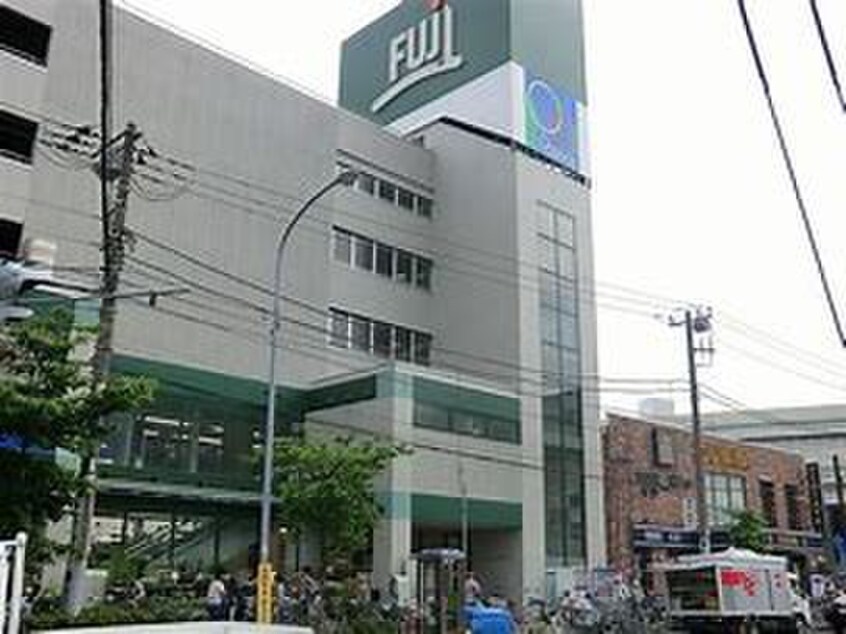 FUJI 横浜南店(スーパー)まで800m ＢＡＵＨＡＵＳ横浜南太田