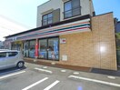 セブンイレブン(コンビニ)まで299m ウィスタリア7