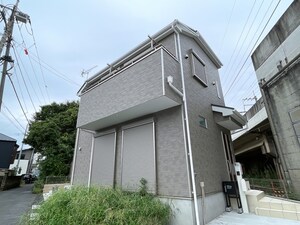 Kolet府中是政