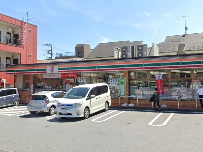 セブンイレブン八王子子安３丁目店(コンビニ)まで650m 八王子ビュ－ハイツ