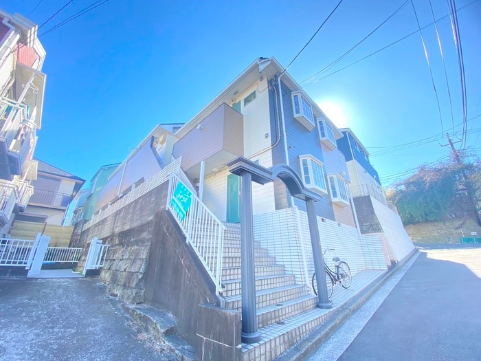 外観写真 レオパレス新杉田