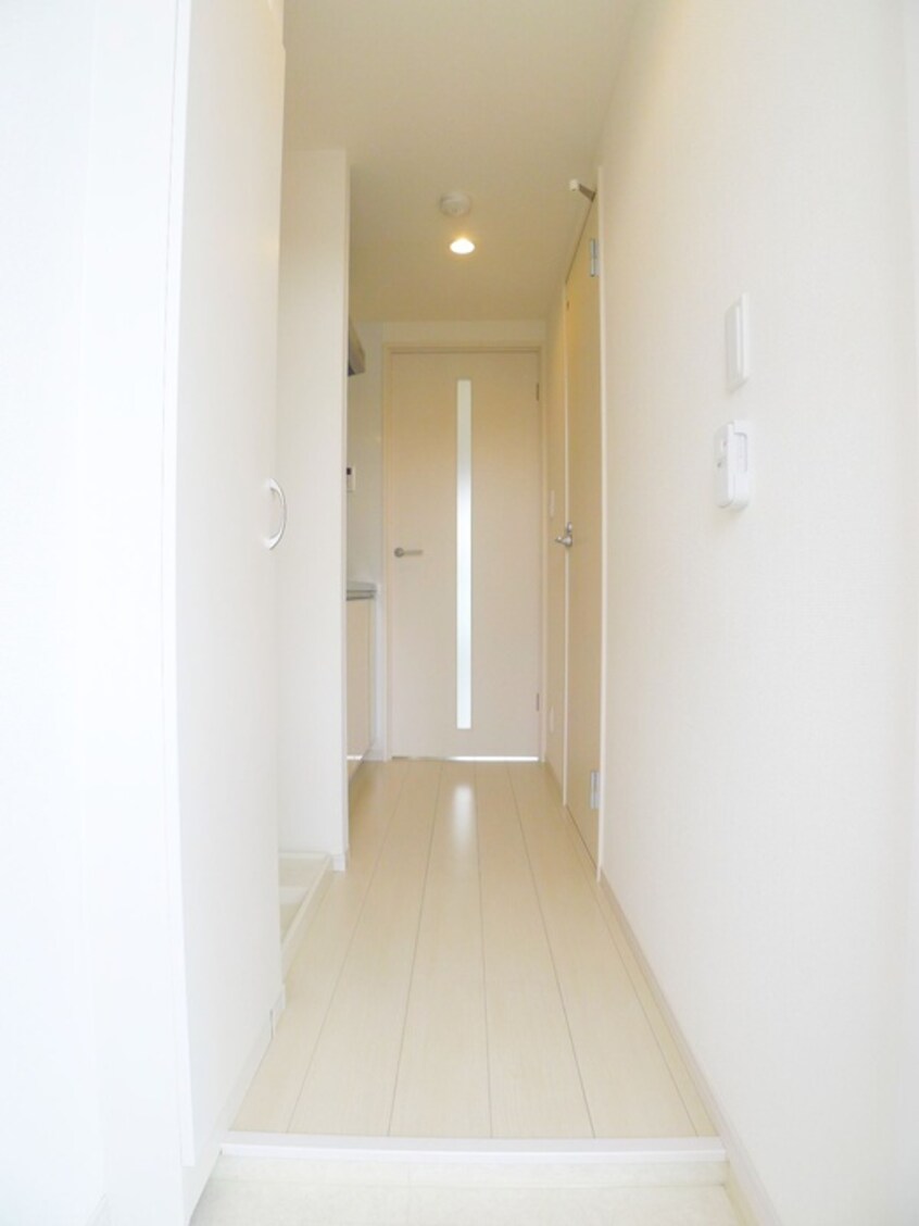 玄関 リブリ・ルームス弁天3－Ⅳ