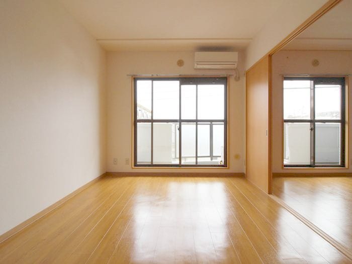 居室 ひかりﾊｲﾂ