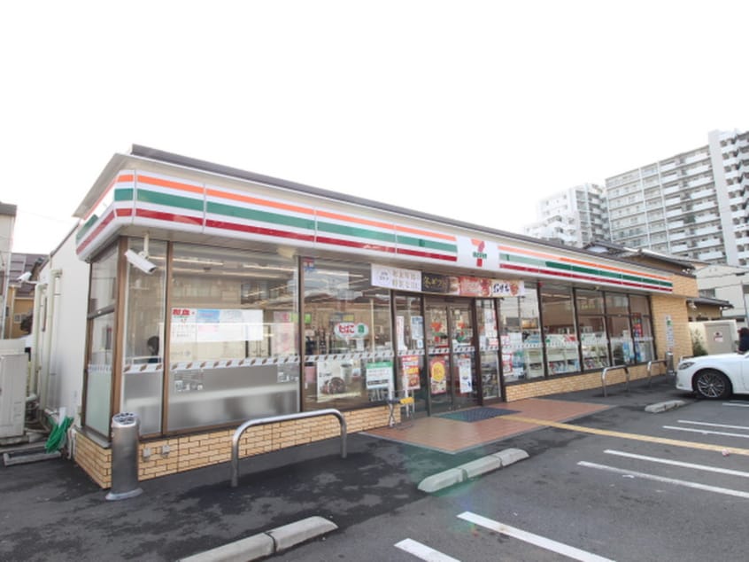 セブン-イレブン 三芳藤久保東店(コンビニ)まで450m カーメルⅠ