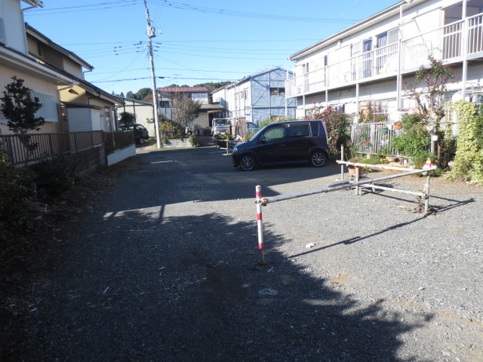 駐車場 コ－ポナケイＢ
