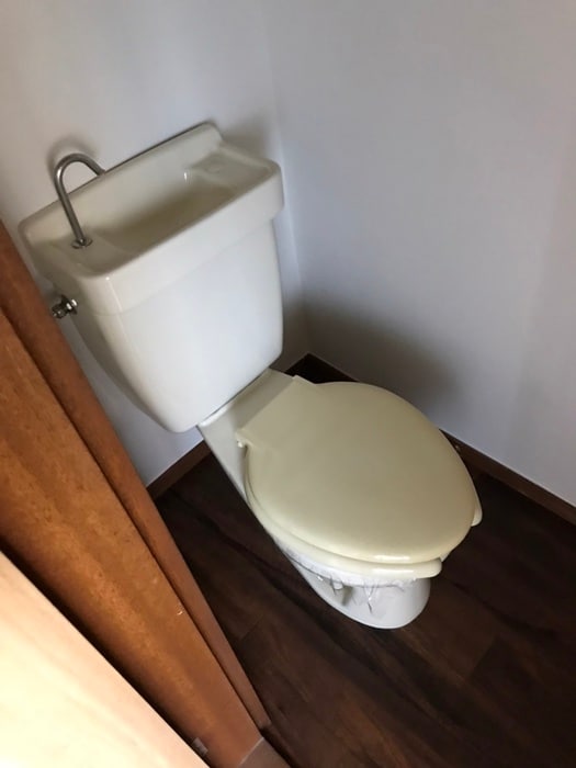 トイレ コ－ポナケイＢ