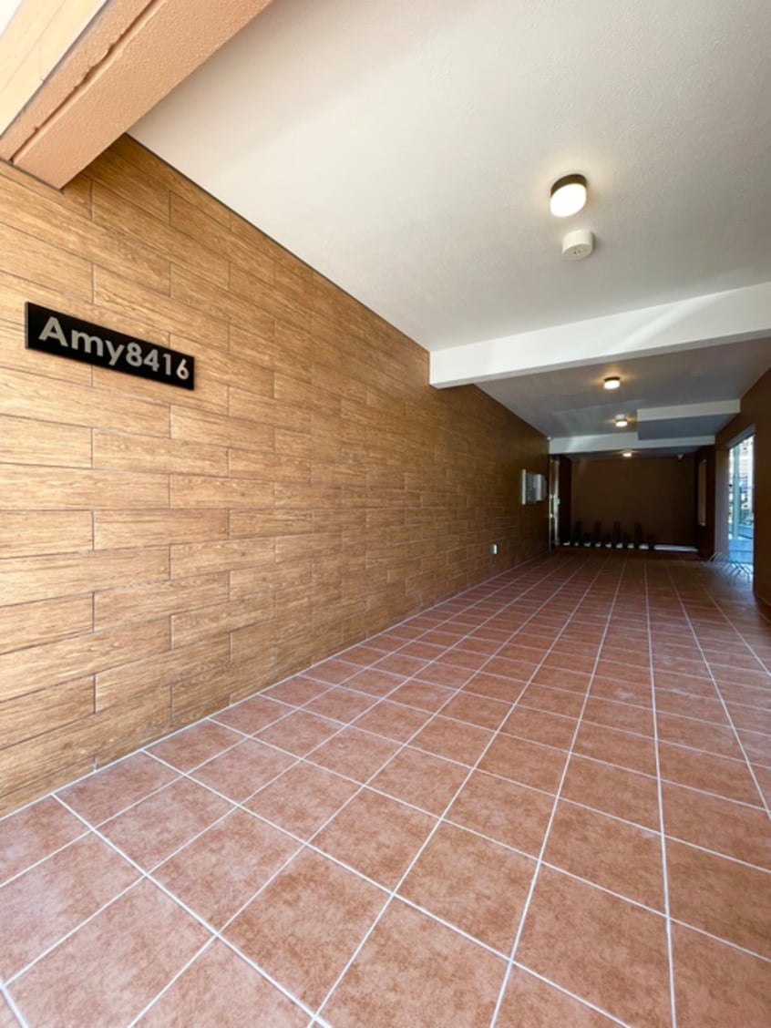 エントランス部分 ＡＭＹ８４１６