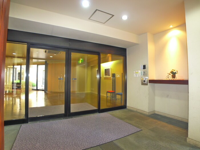 エントランス部分 シティフォ－ラム上本郷