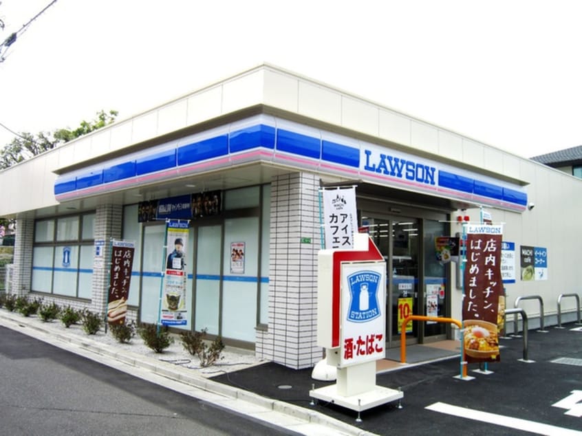 ローソン練馬錦2丁目店(コンビニ)まで323m ブルーレジデンス上板橋Ⅰ