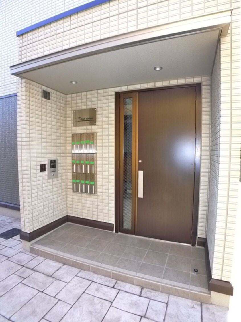 エントランス部分 Cane rosso