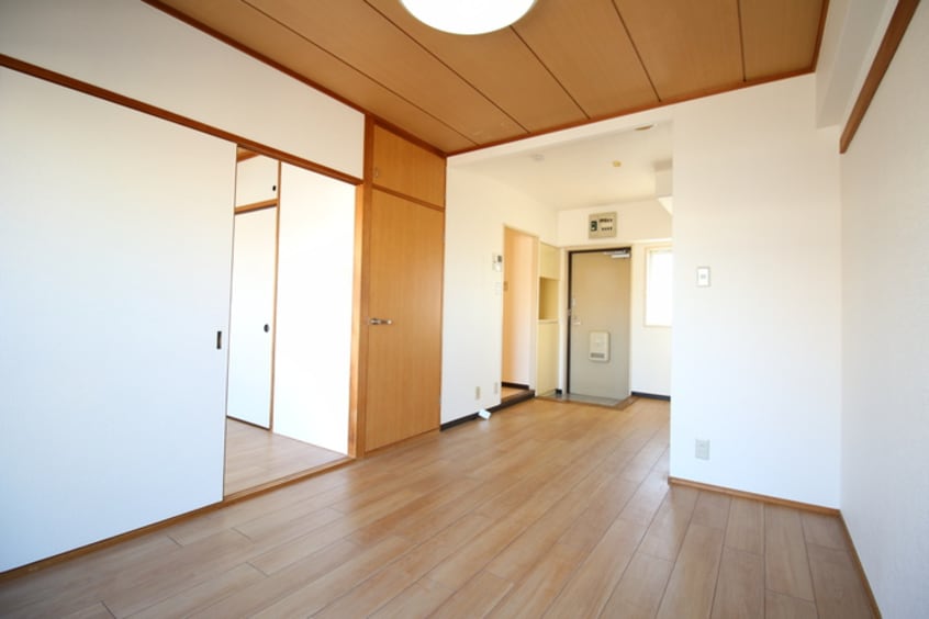 居室 広瀬ハイツ(402)