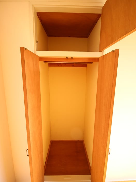 収納 ツインコ－ト峰