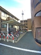 駐輪場 メルベ－ユ・アズ－ル