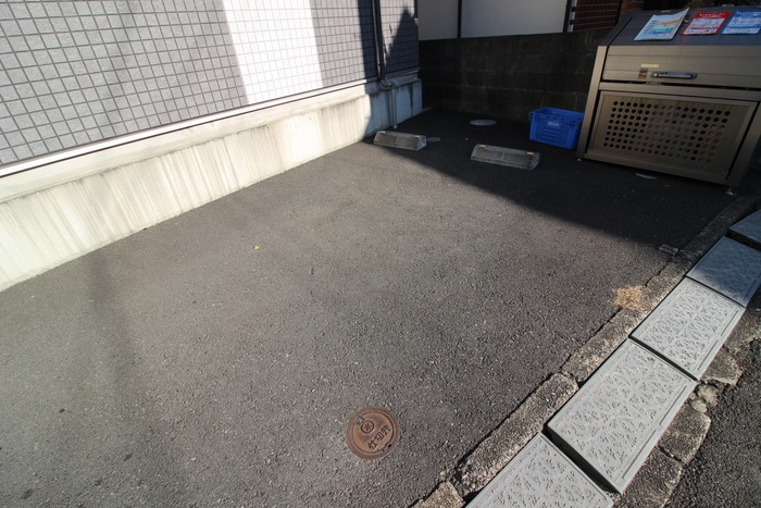 駐車場 リブリ・comodo