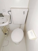 トイレ クリオ根岸弐番館（１１３）