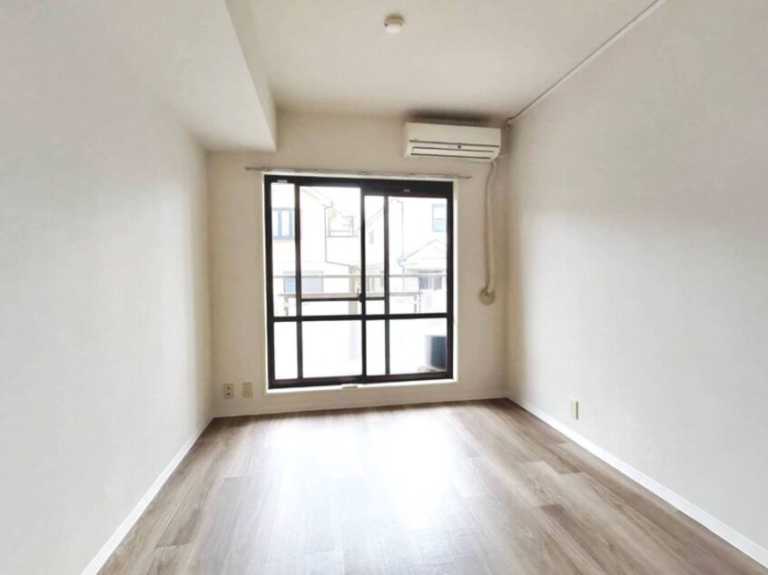 居室 クリオ根岸弐番館（１１３）