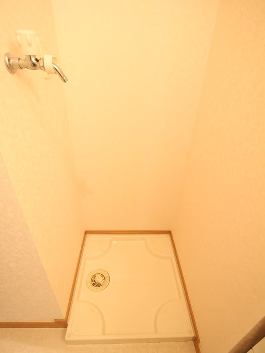 洗濯機置場 クォ－レ旗の台