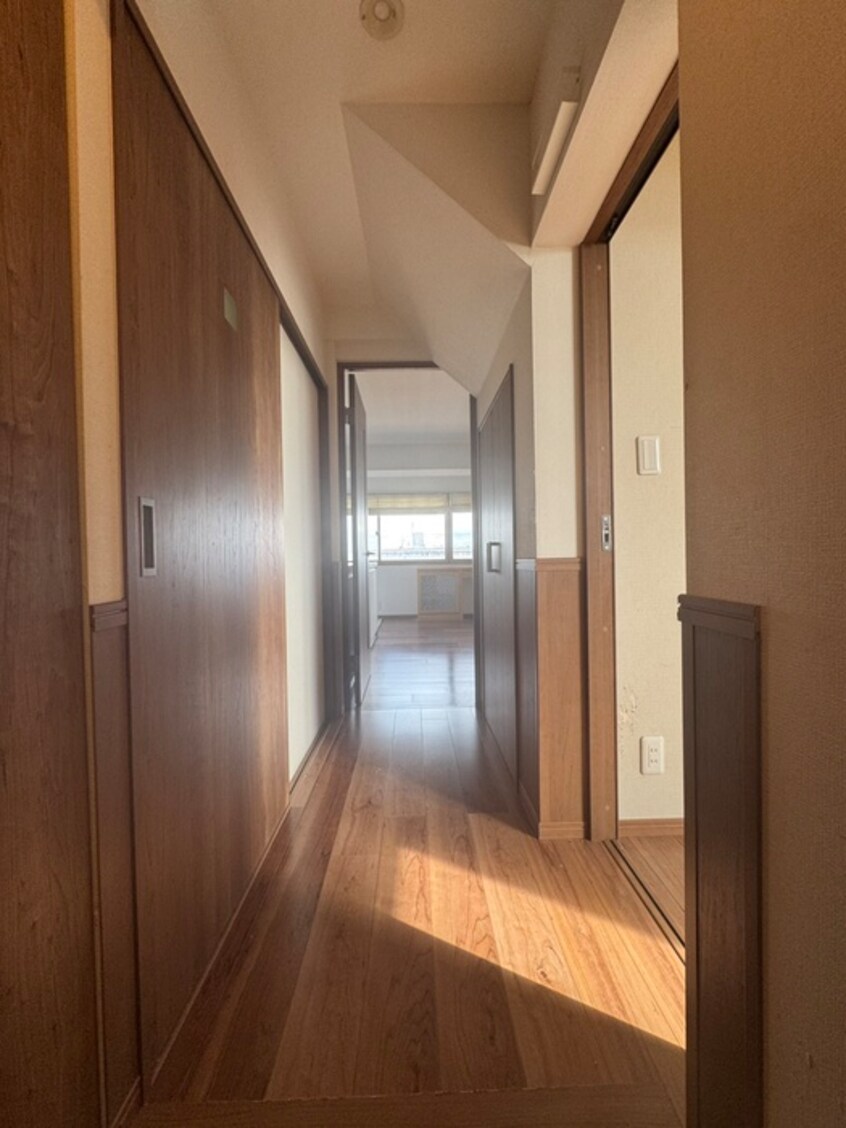 廊下 アベニュ－等々力５