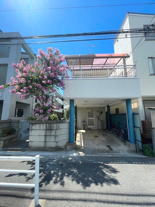 駐輪場 赤山戸建