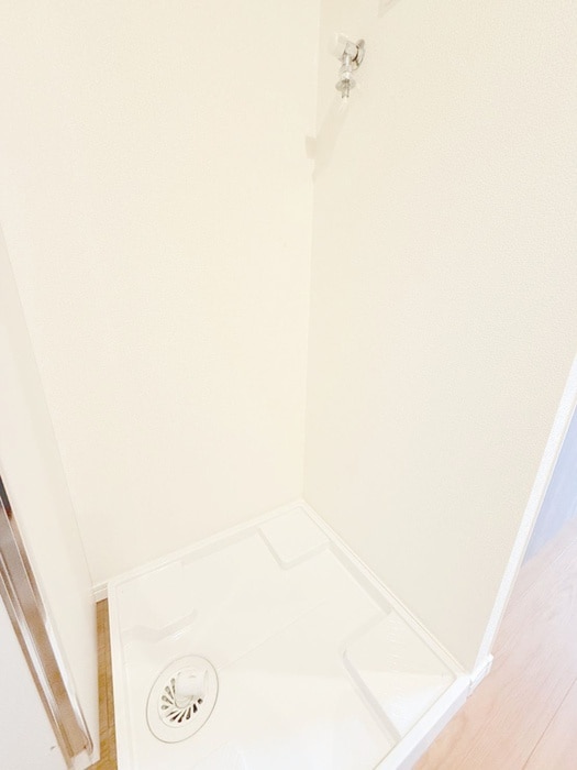 洗濯機置場 EMBELLIR草加中央