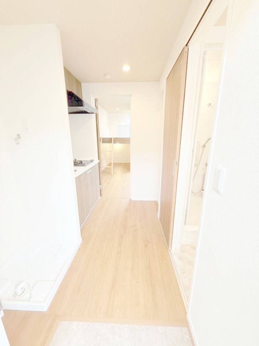 廊下 EMBELLIR草加中央