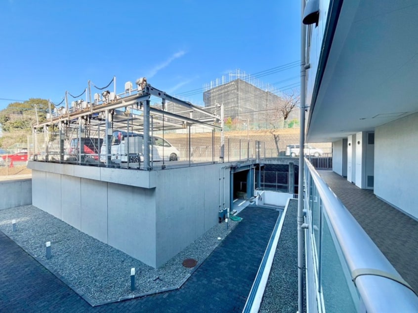 駐車場 フィ－ルド川和