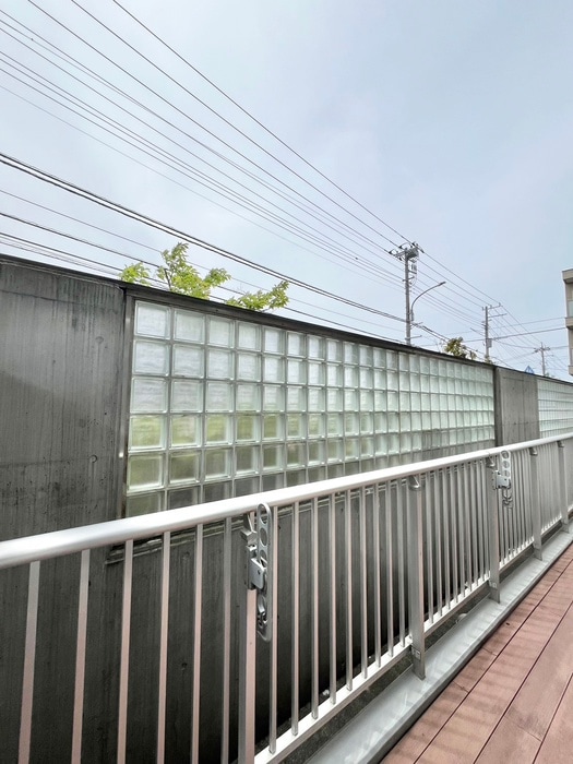 室内からの展望 フィ－ルド川和