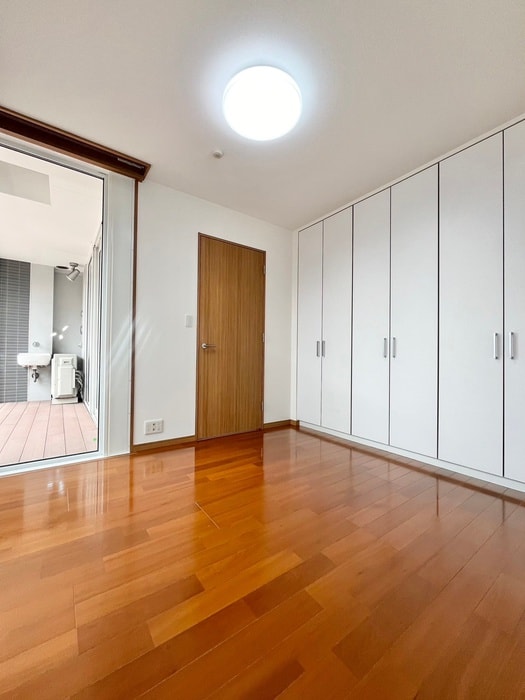 居室 フィ－ルド川和